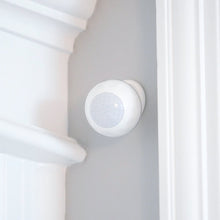 Load image into Gallery viewer, Dome Home Automation Motion Detector Z-Wave - Light Sensor - Magnetic Mount, White (DMMS1)