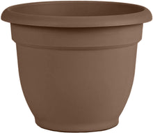 Load image into Gallery viewer, Bloem 20-56120 Fiskars 20 Inch Ariana Planter with Self-Watering Grid, Color Clay, 20&quot;, Terra Cotta