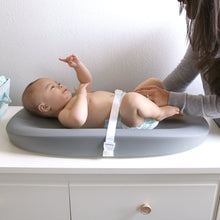 Load image into Gallery viewer, Hatch Baby Grow Smart Changing Pad and Scale