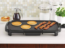 Load image into Gallery viewer, Mainstays Dishwasher-Safe Black 20&quot; Griddle with Adjustable Temperature Control