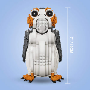 LEGO Star Wars: The Last Jedi Porg 75230 Building Kit (811 Piece)