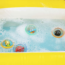 Load image into Gallery viewer, Munchkin Float and Play Bubbles Bath Toy, 4 Count