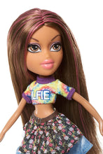 Load image into Gallery viewer, Bratz #SelfieSnaps Doll- Yasmin (Discontinued by manufacturer)
