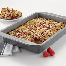 Load image into Gallery viewer, Farberware Nonstick Bakeware 9-by-13-Inch